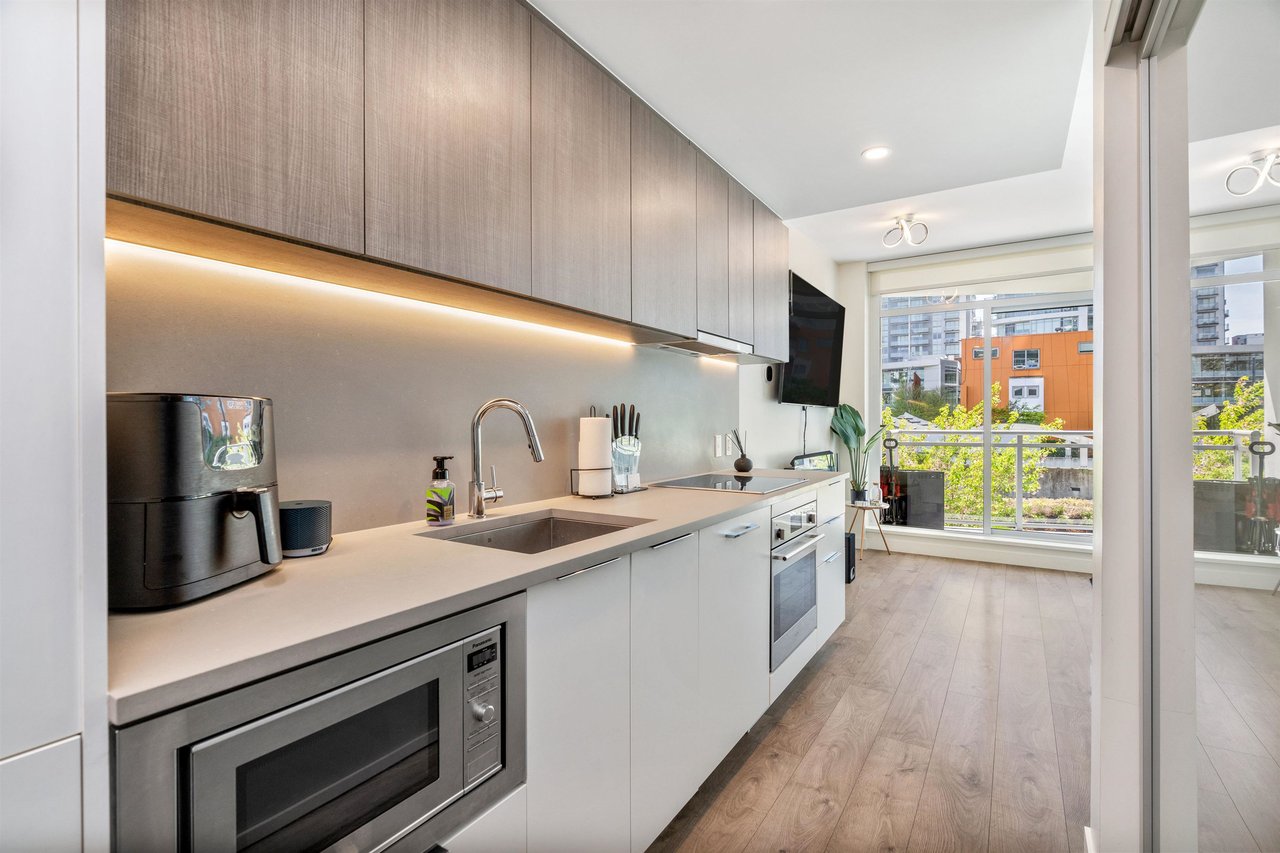 306-13318 104 Ave