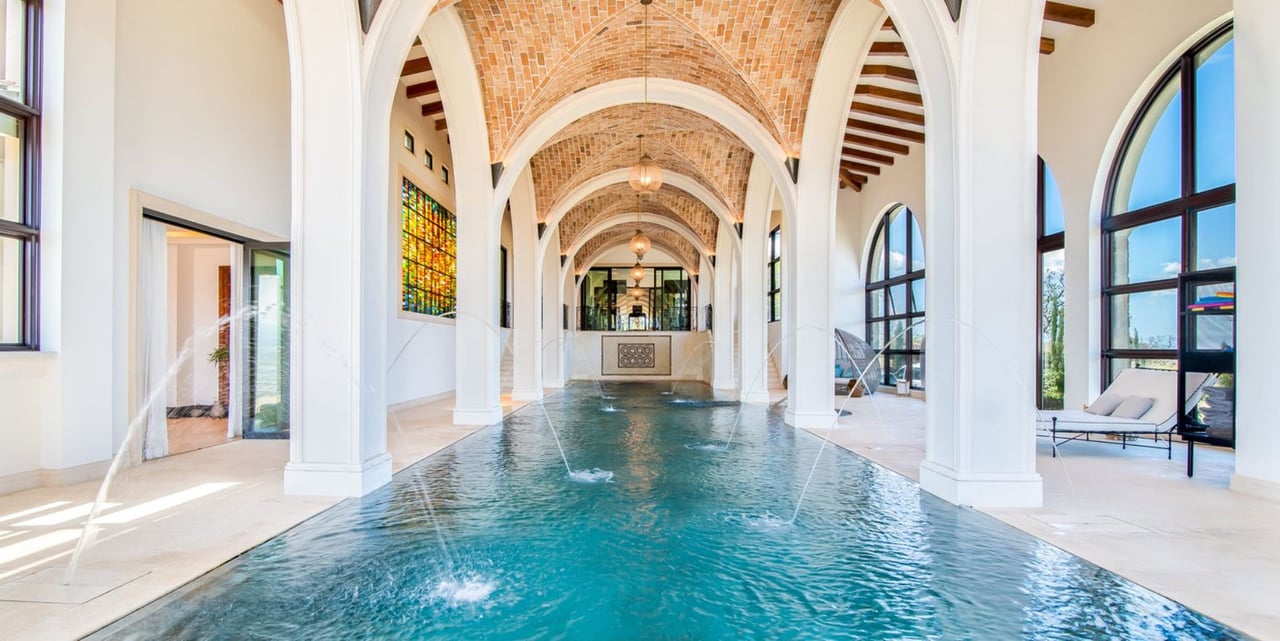Tuscan Hilltop Luxury Estate, Santa Ana, San Jose