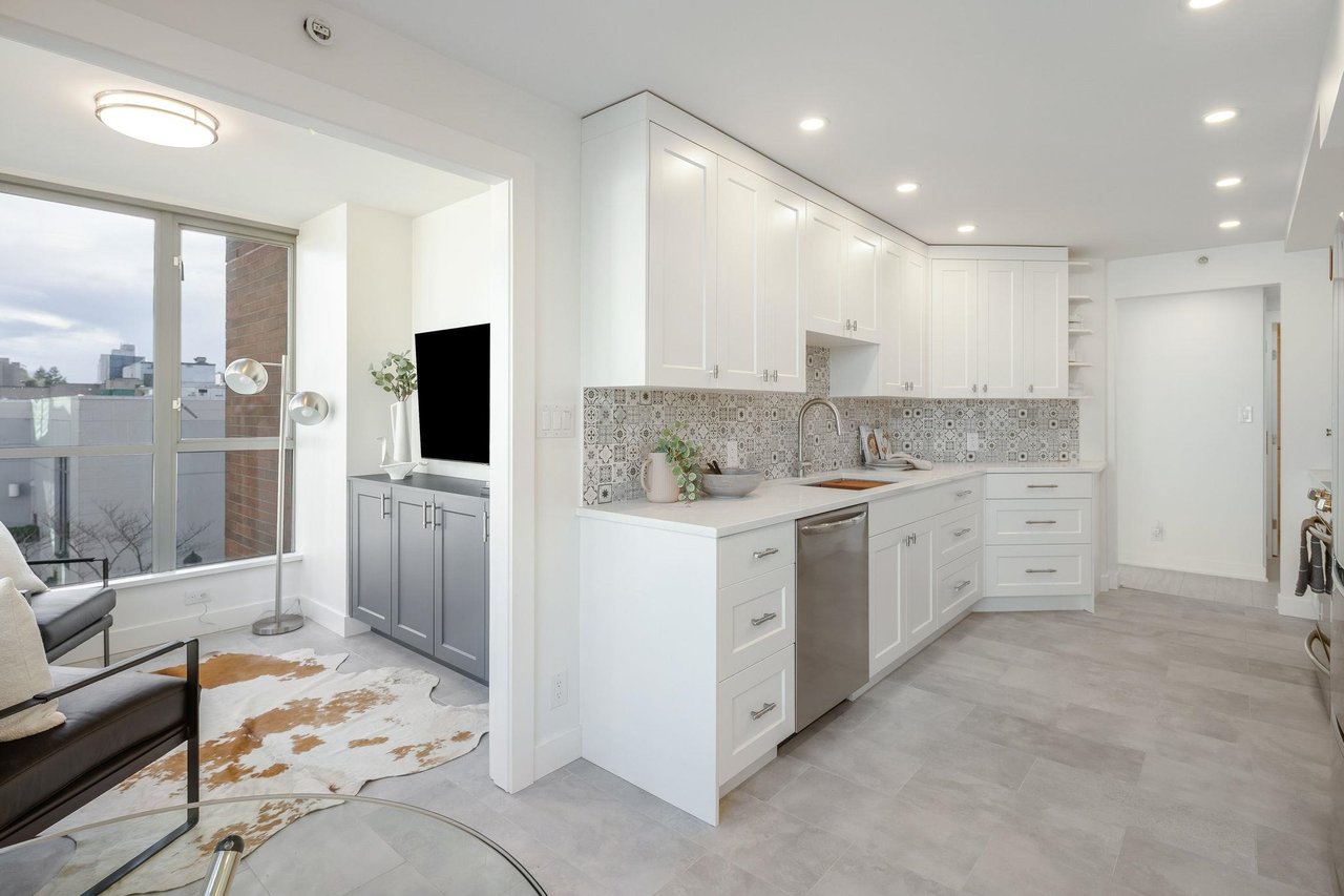 406-1575 W 10th Ave
