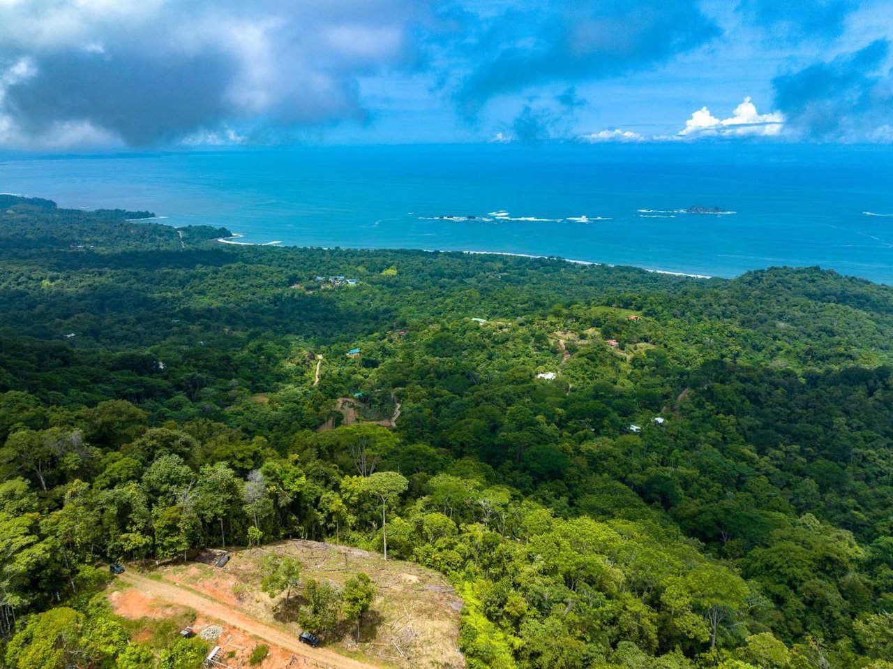 Rare Opportunity: Pristine 16-Acre Oceanview Sanctuary for Exclusive Development in Uvita