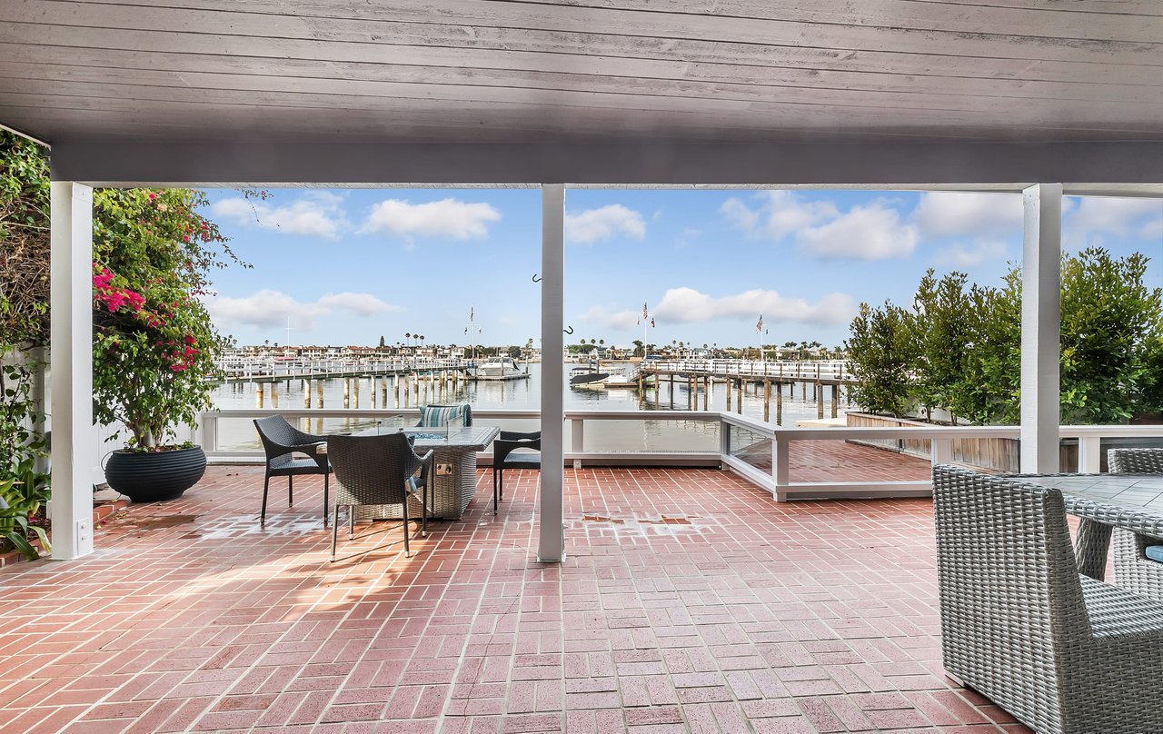 2307 Bayside Drive