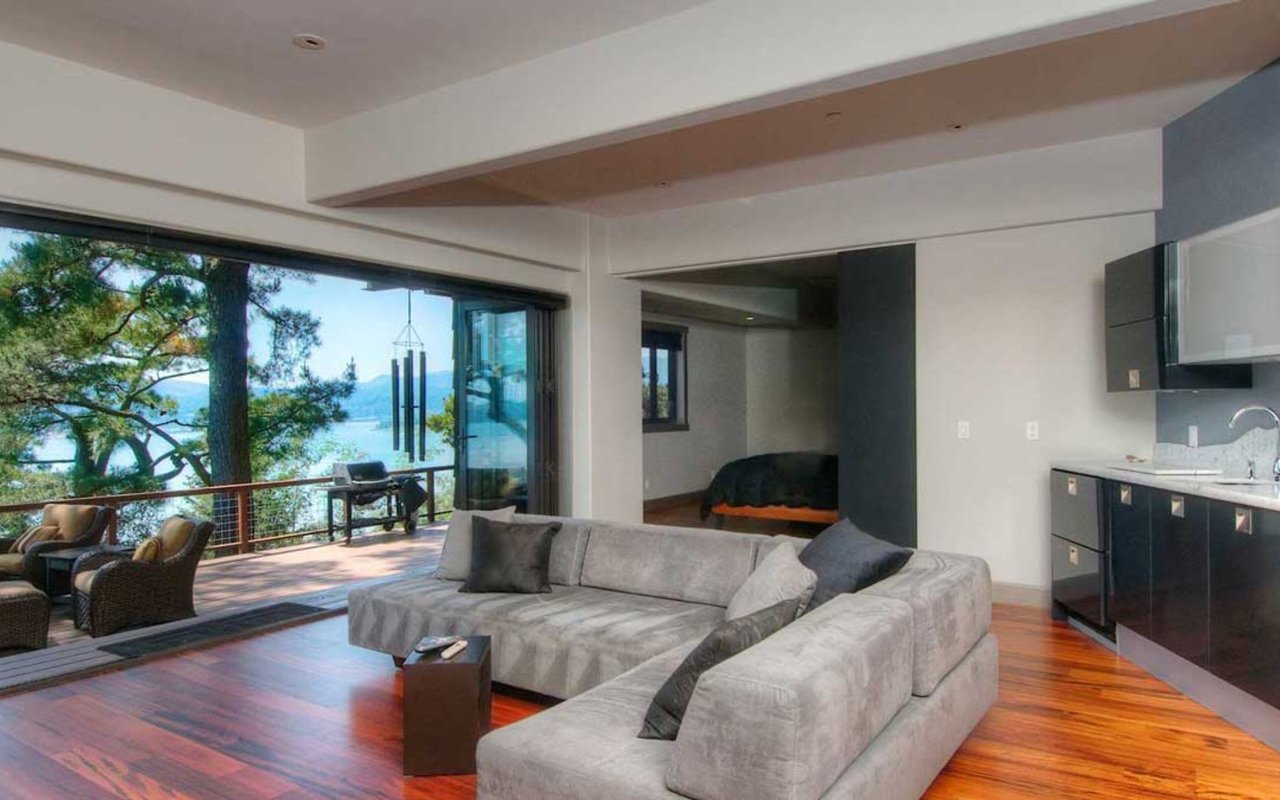 Laurel Heights Real Estate