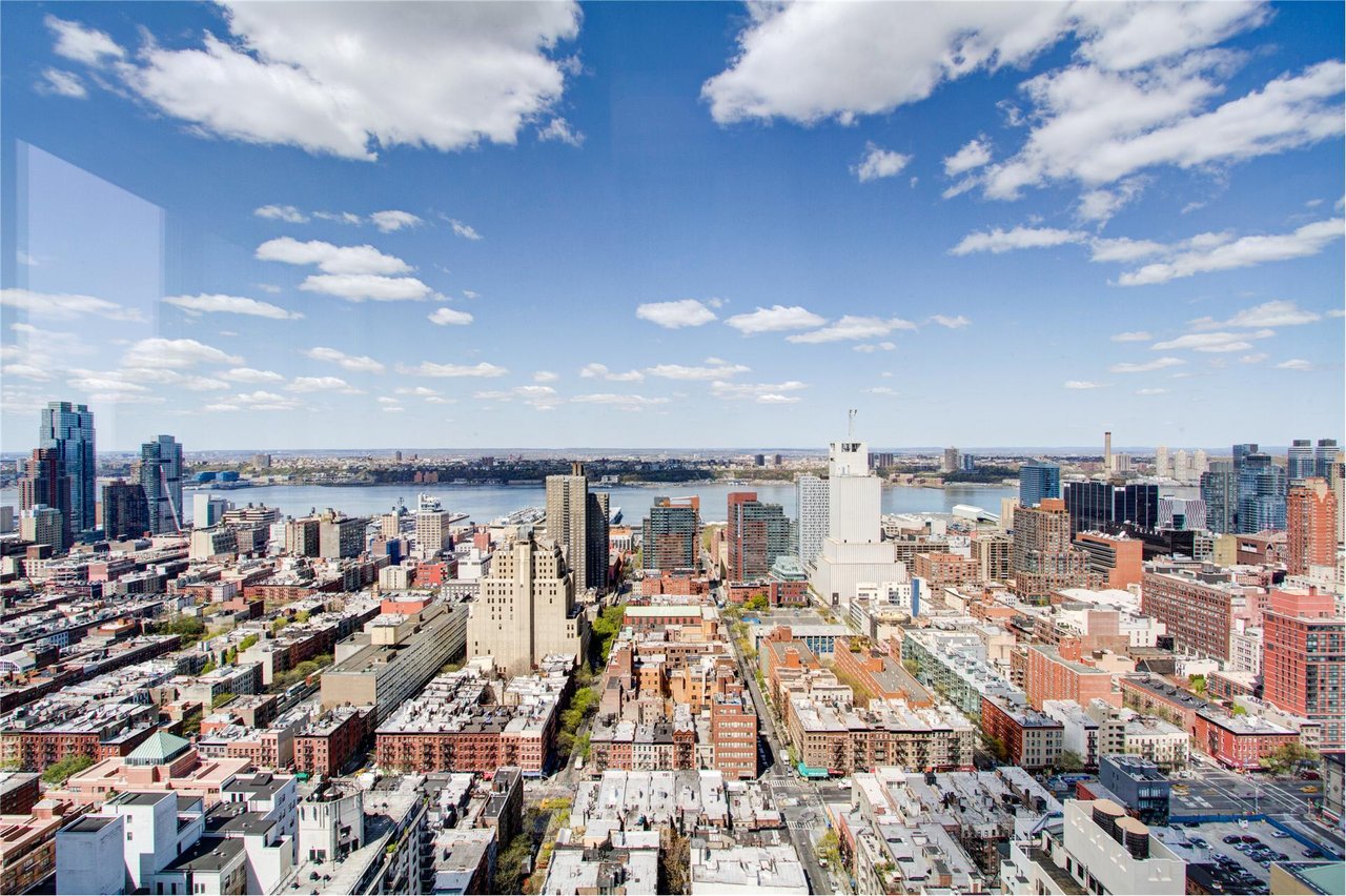 310 West 52nd St, 29C