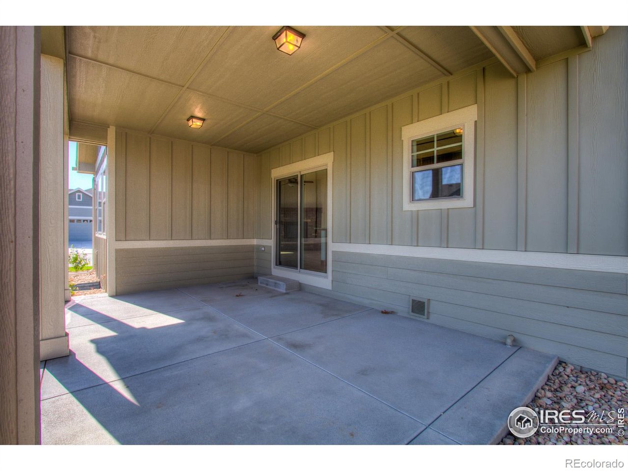 3571 Saguaro Dr
