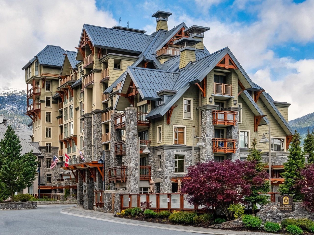 5515-4299 Blackcomb Way, Whistler