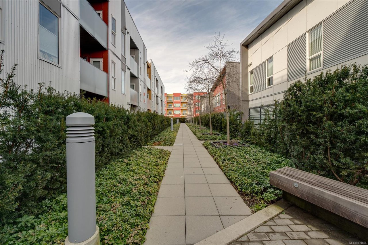 217-767 Tyee Rd