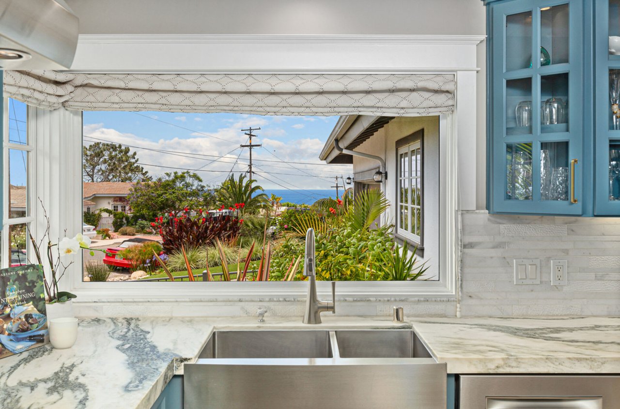 JUST LISTED: Single Level Tropical Oasis in La Jolla 