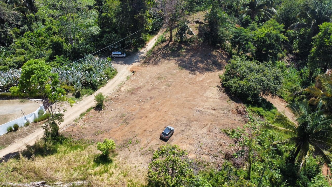 Your Dream Coastal Retreat Awaits: Prime Investment Opportunity in Playa Hermosa, Bahía Ballena