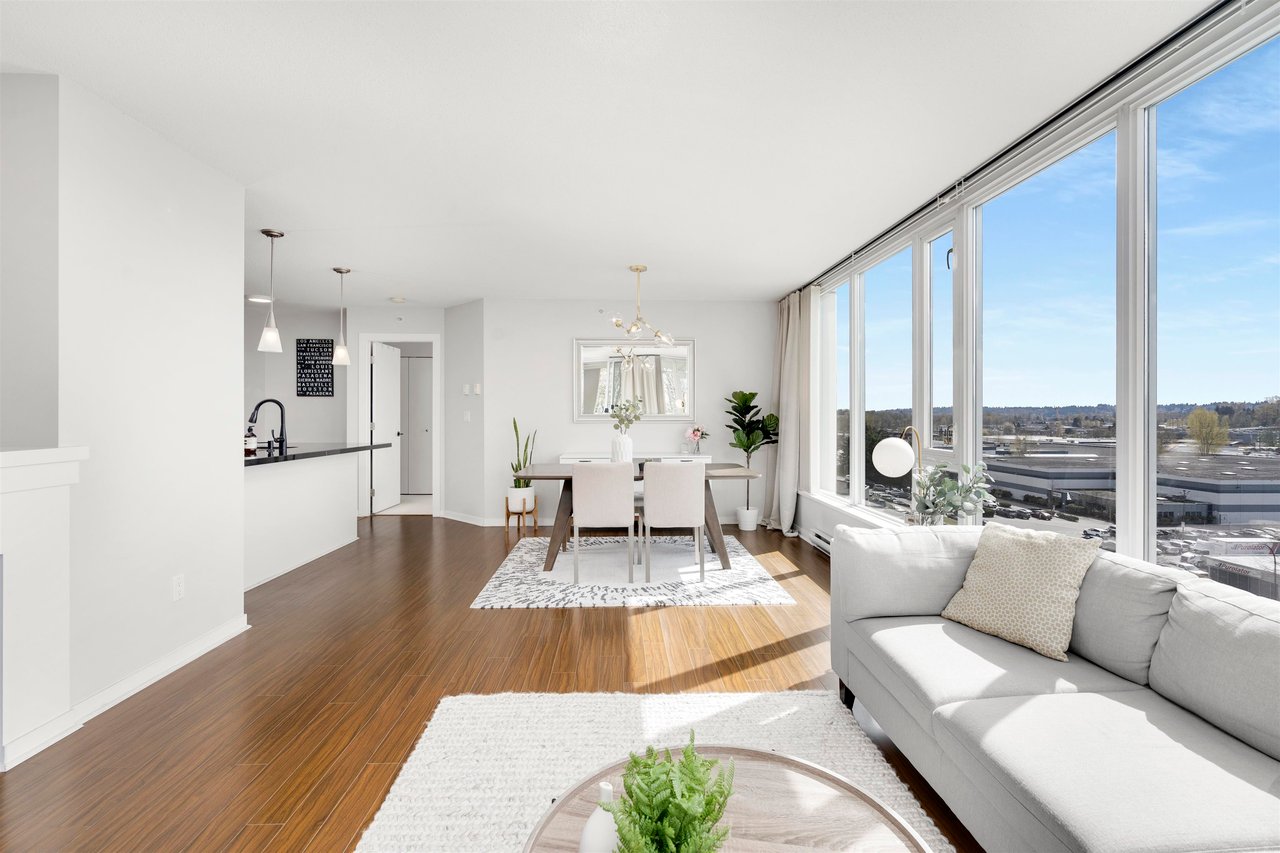 608-2133 Douglas Rd