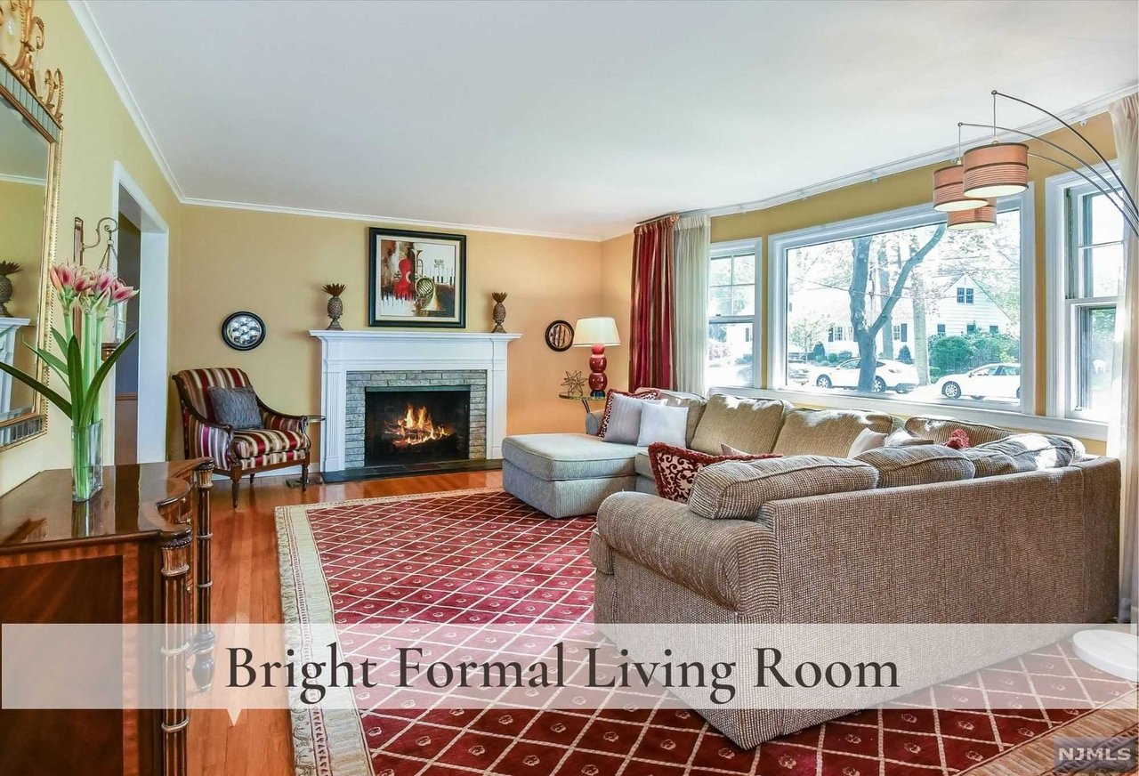 138 Foster Ter