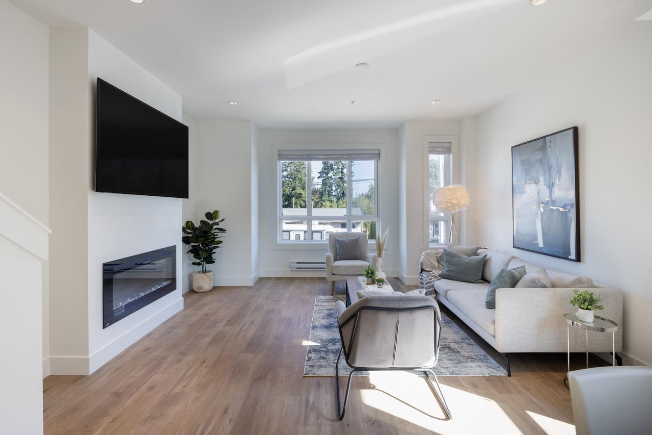10-19670 55a Ave
