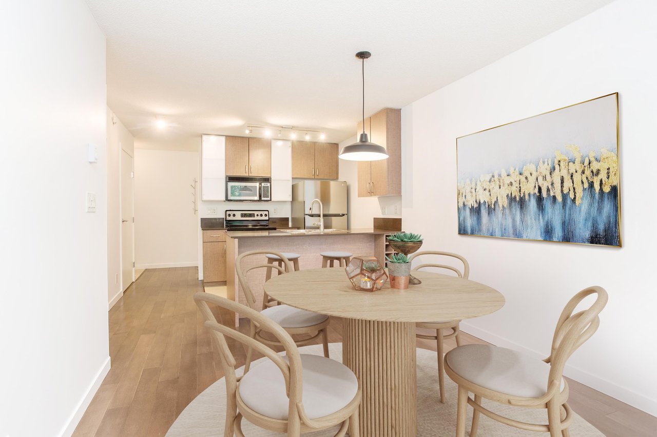 401-909 Mainland Street, Vancouver