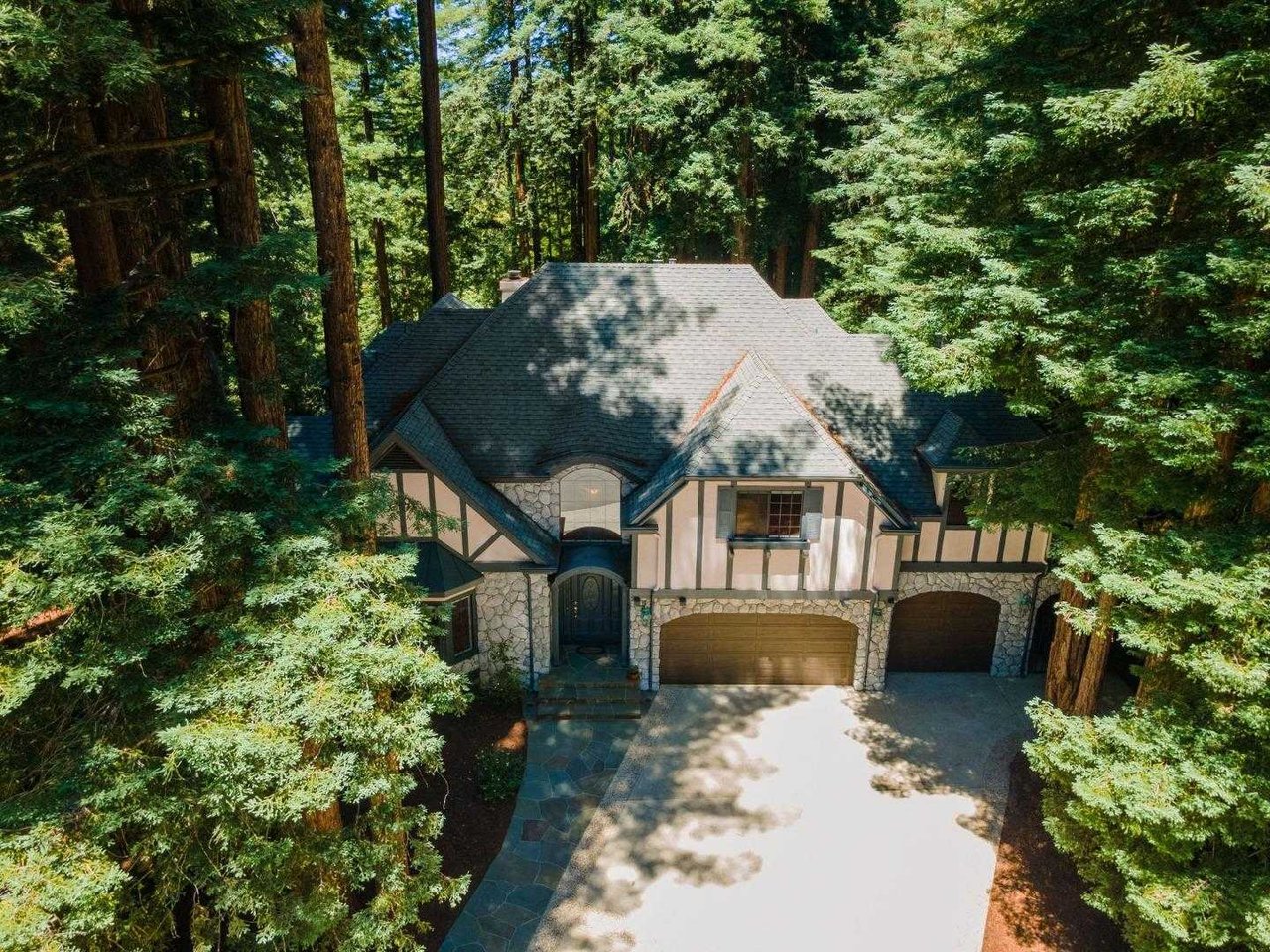 6 Deer Trail WAY
