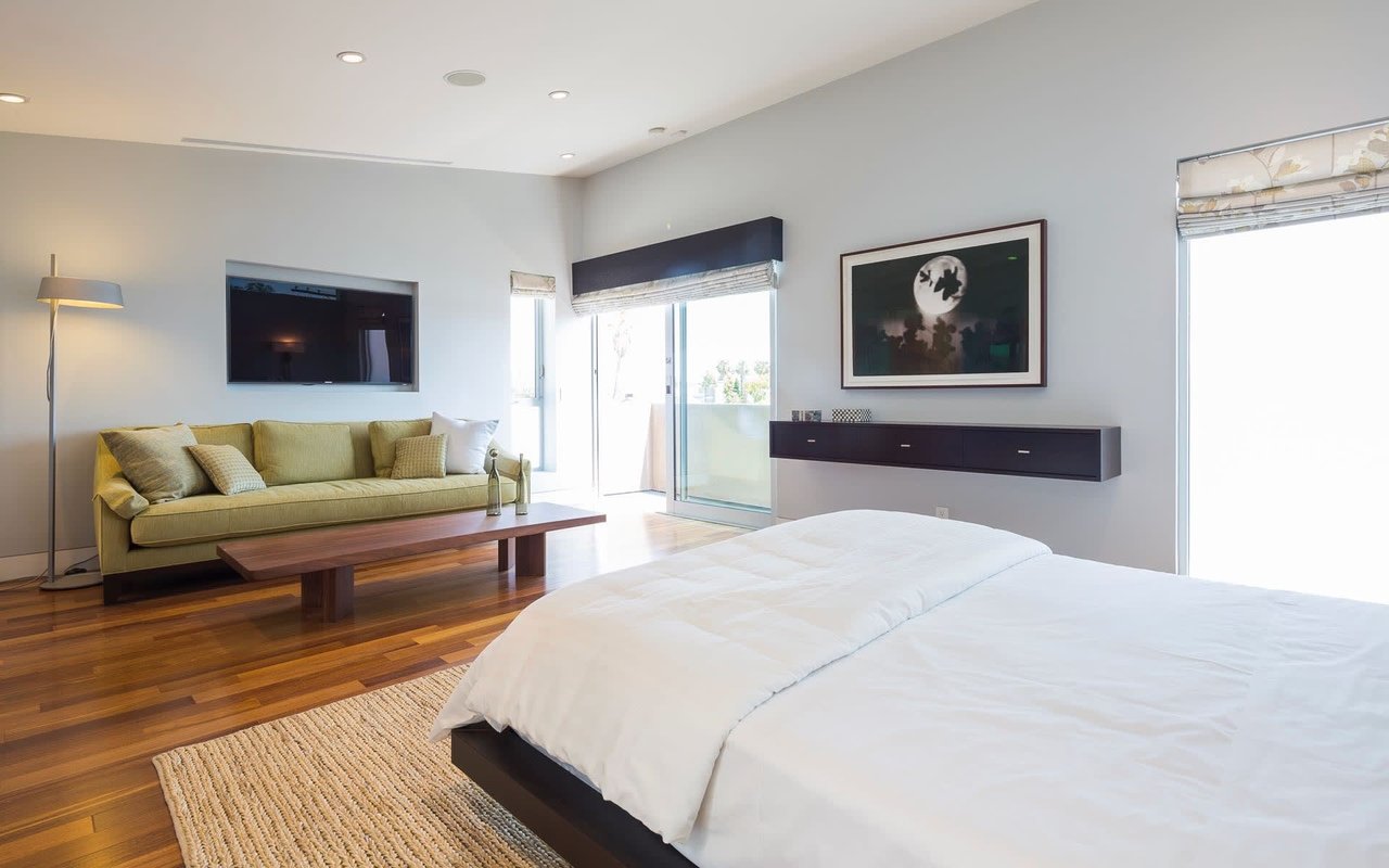 Contemporary Architectural on Double Lot