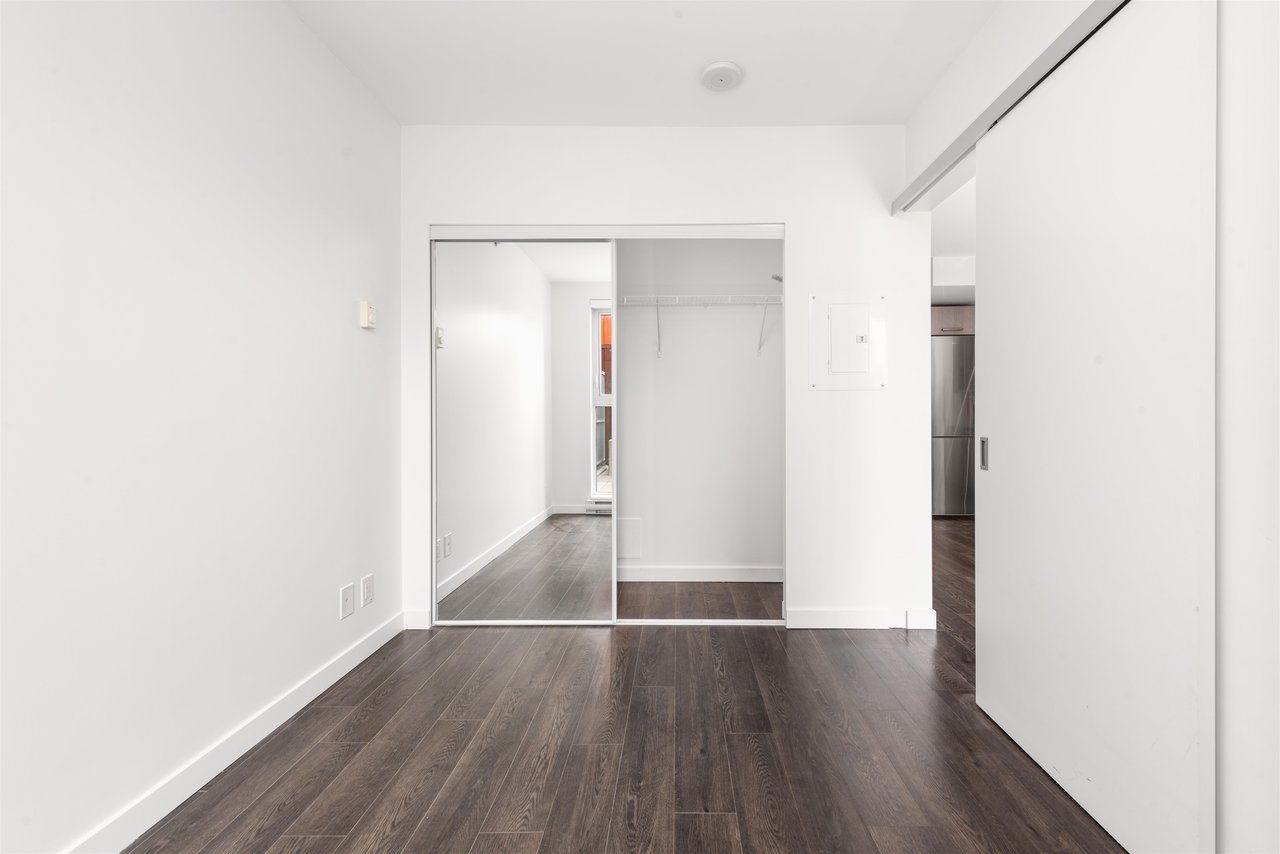 263-955 E Hastings St