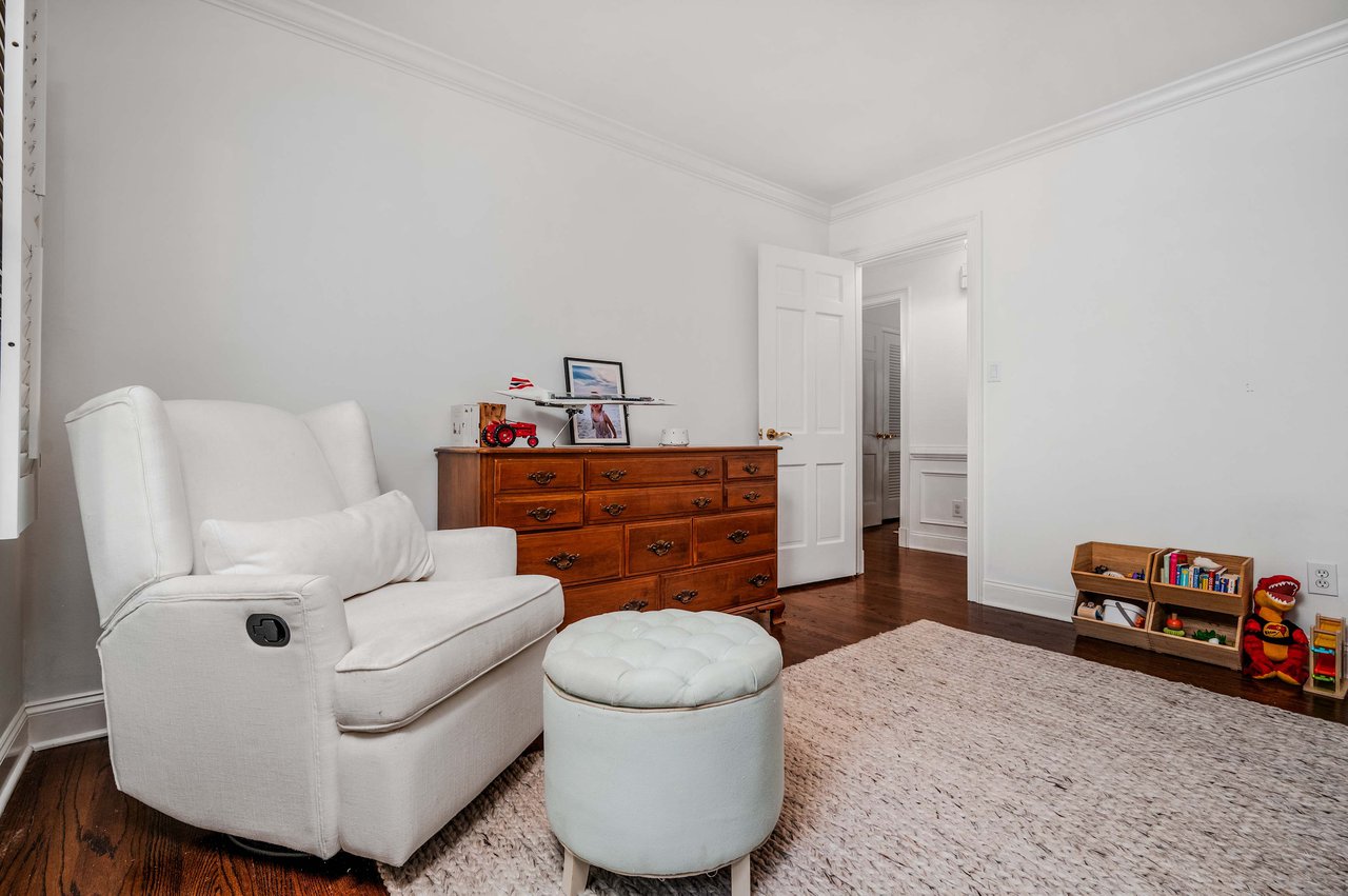 311 Broadland Rd NW