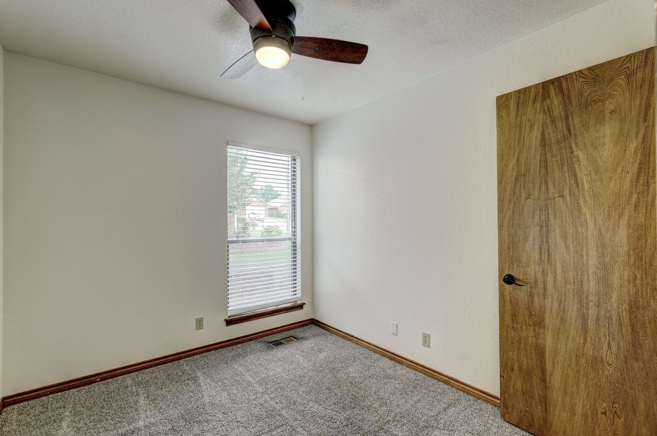 1205 Windsor Place