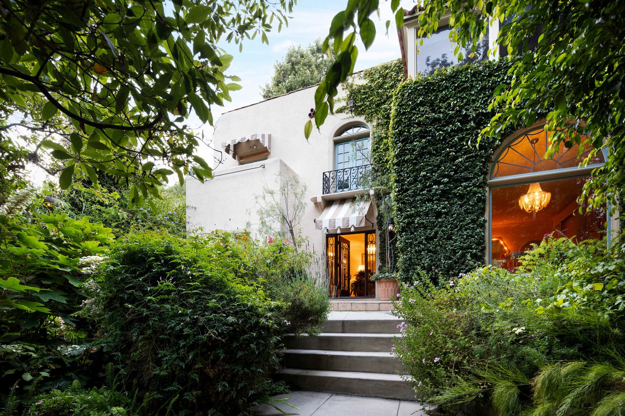 Mae West’s Beach House Hideaway lists for $5.995M