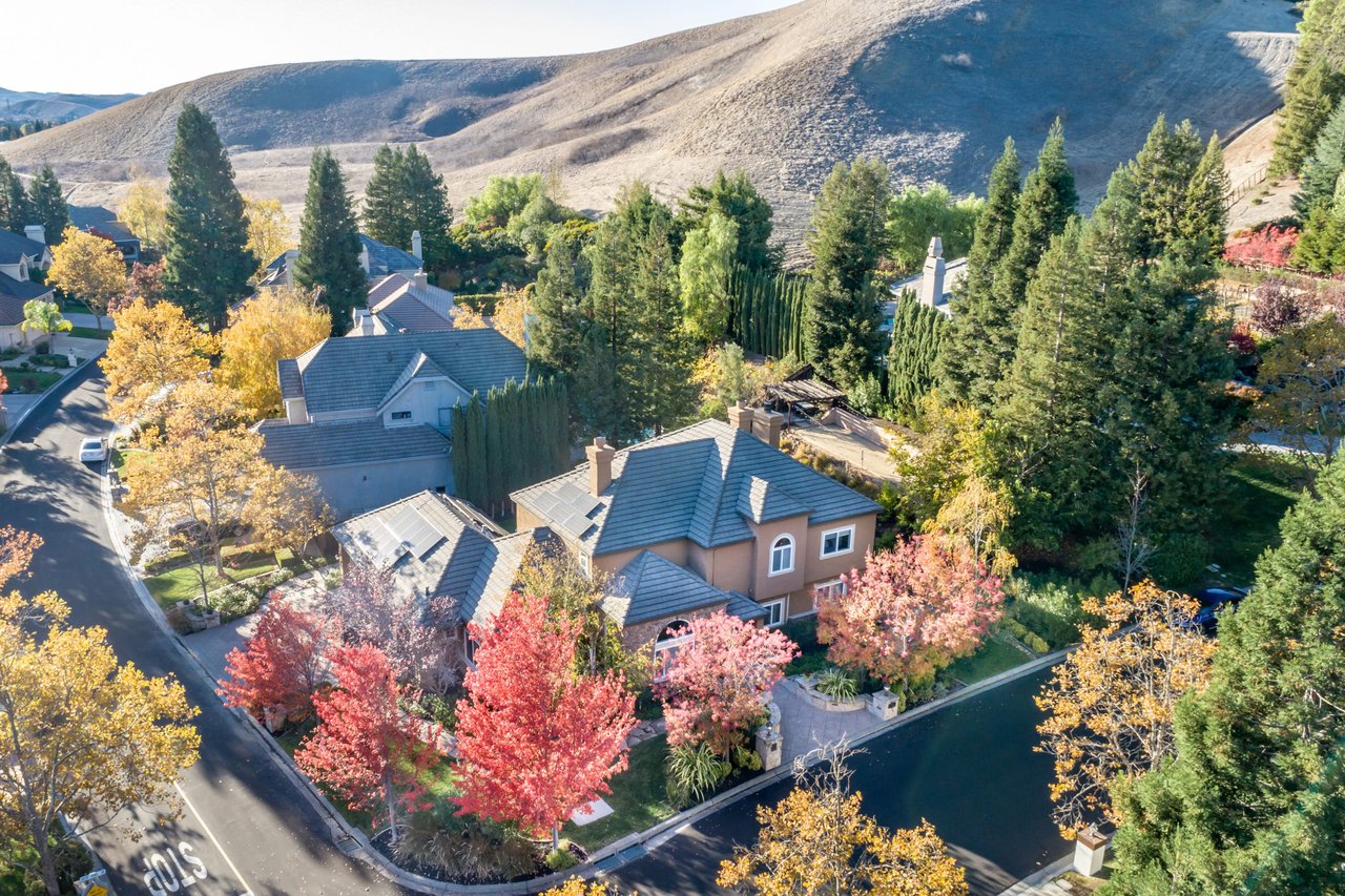 3731 Deer Trail Dr