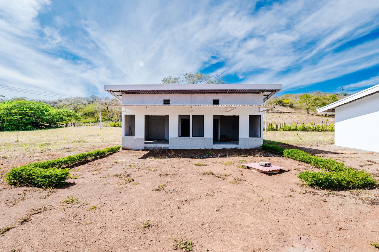Finca Santa Elena | Countryside and Mountain Multiplex For Sale in 27 de Abril