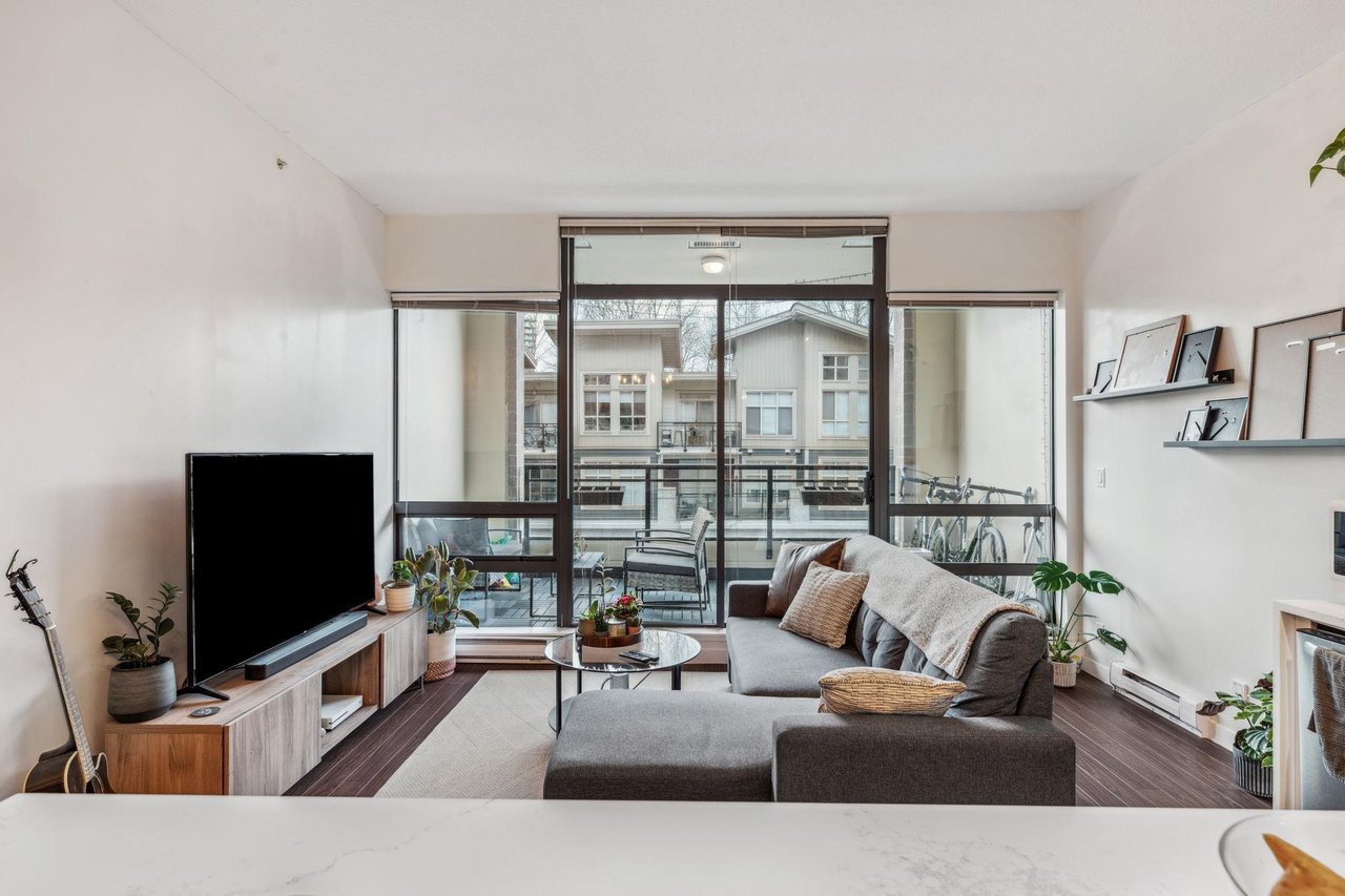 214-121 Brew St