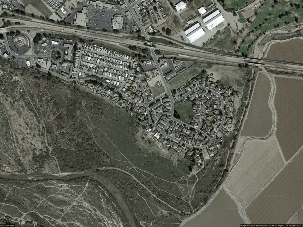 201 Rio Vista Dr APT 16
