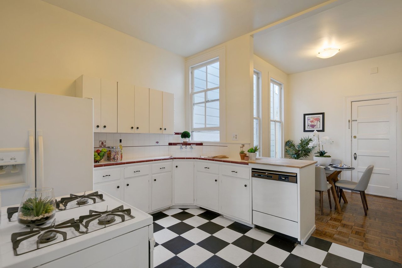 View Condo in Cow Hollow