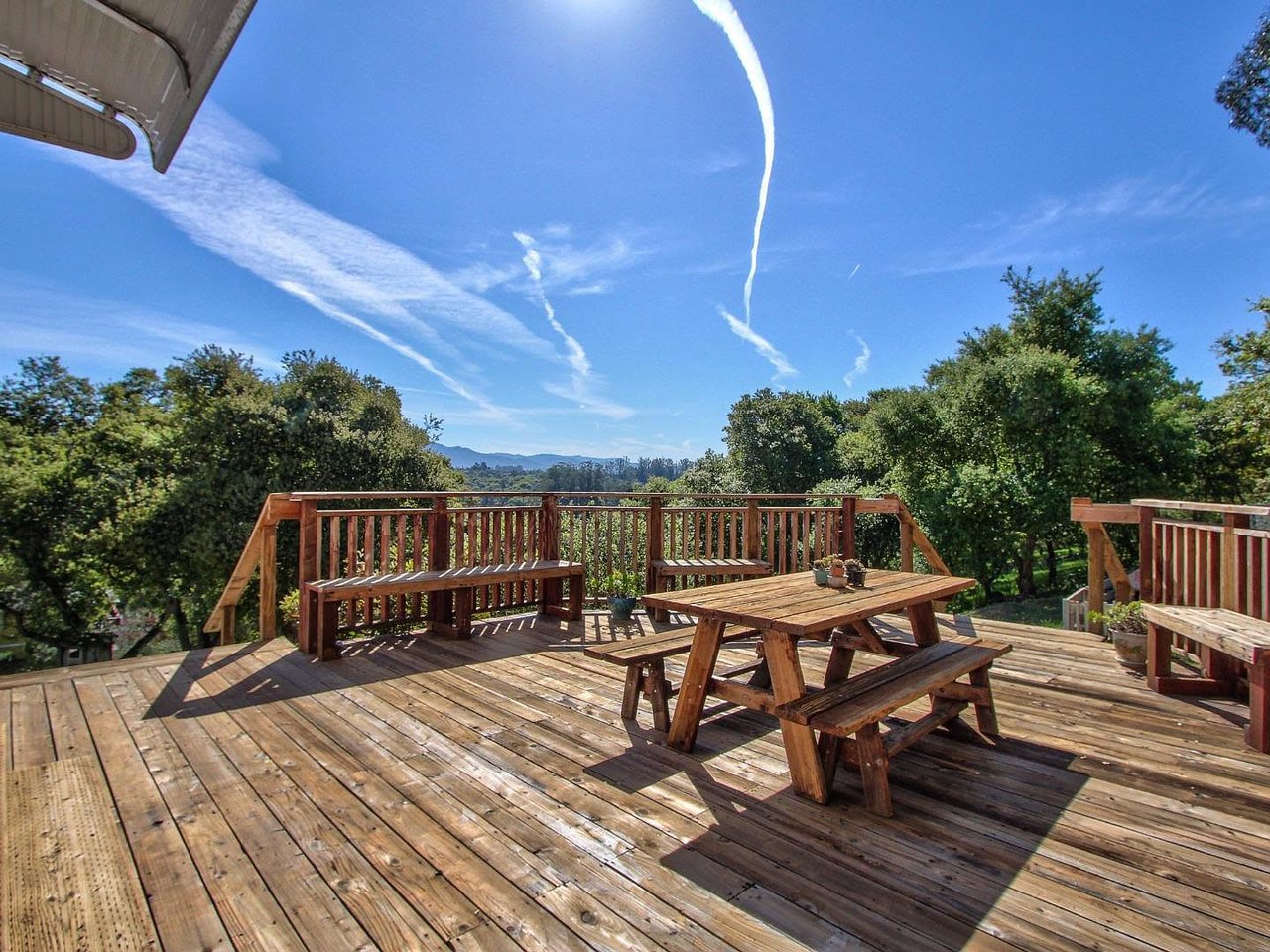 17230 Garlen Ln