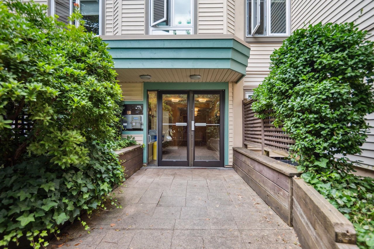 112-1429 E 4th Ave