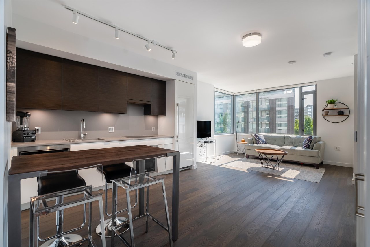 308-1688 Pullman Porter St
