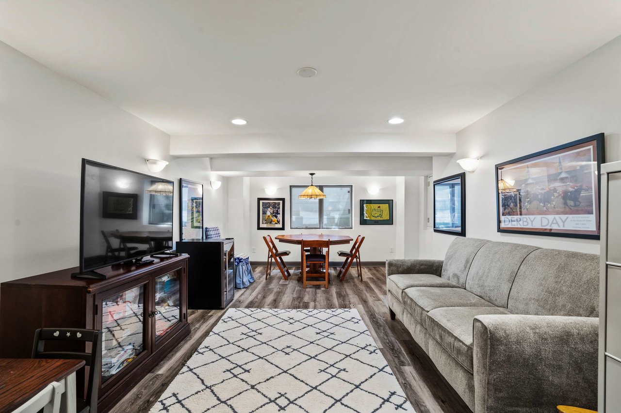 East Mequon Thornapple neighborhood