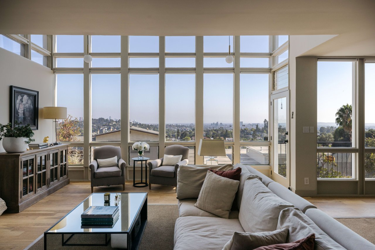 Striking and Unique 1963 Mid Century Home in Los Feliz