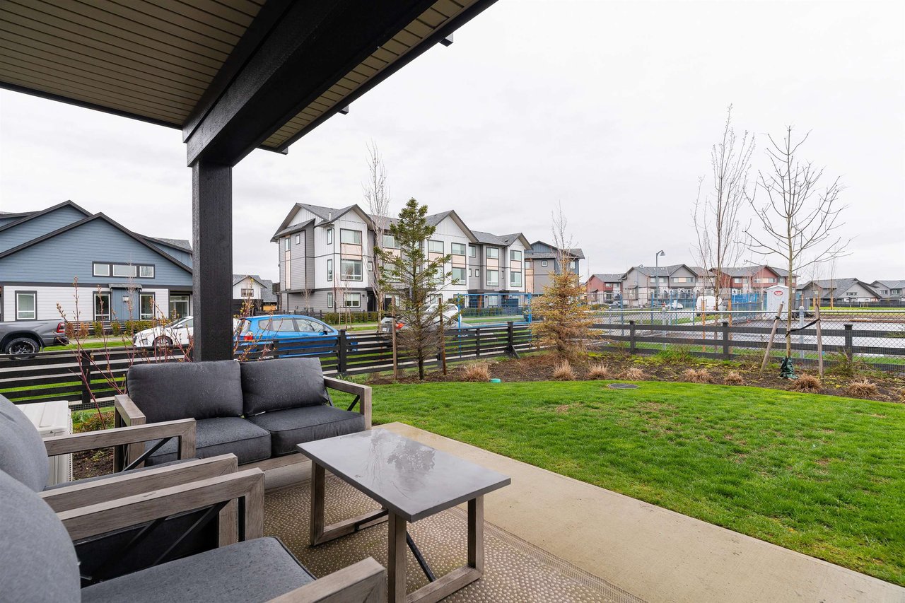 1-4292 Wolf Wy