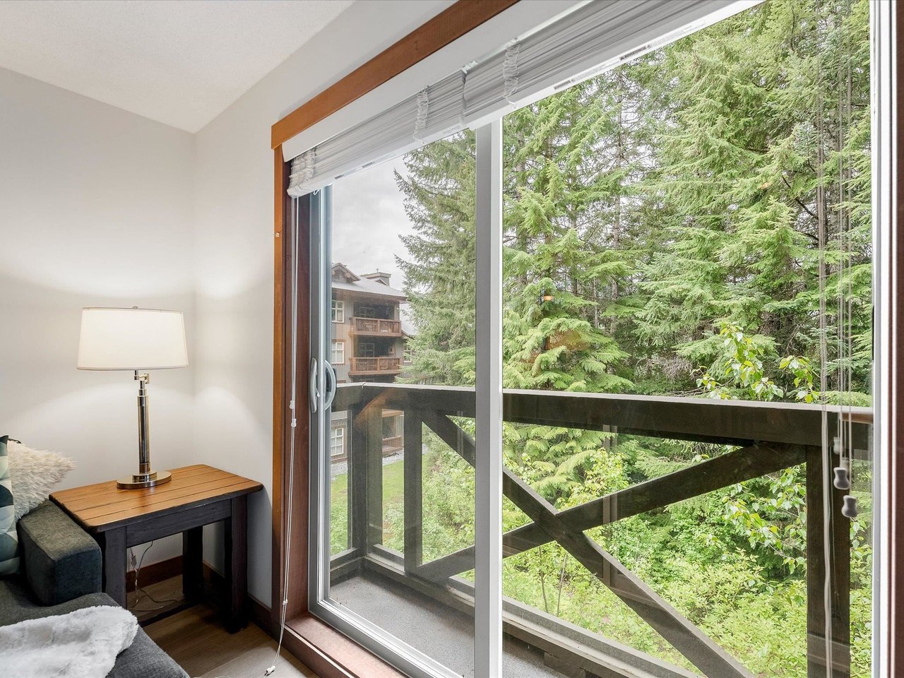 325-4660 Blackcomb Wy