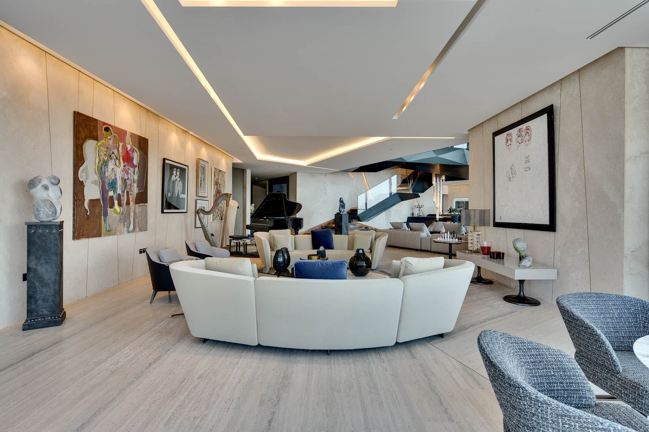 Volante Penthouse