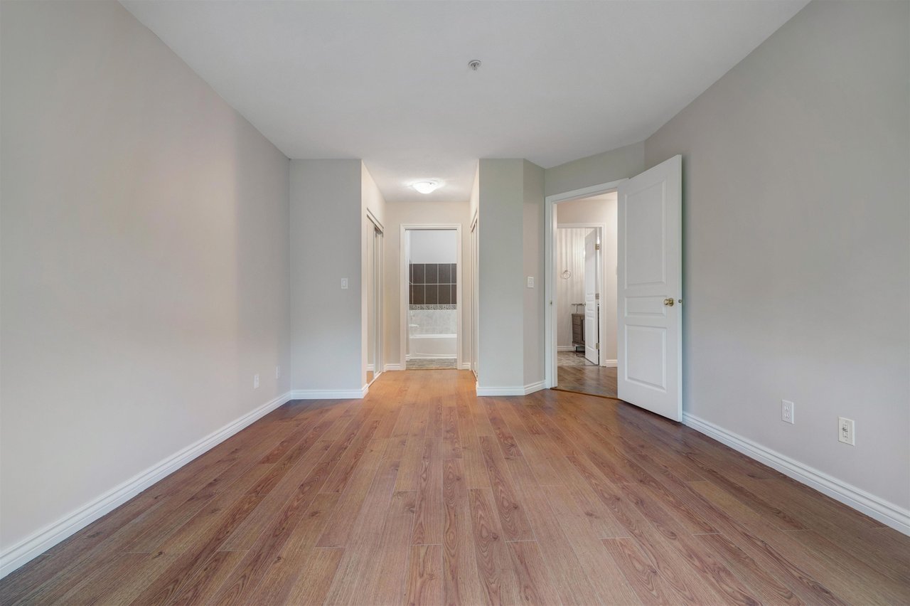 320-7139 18th Ave