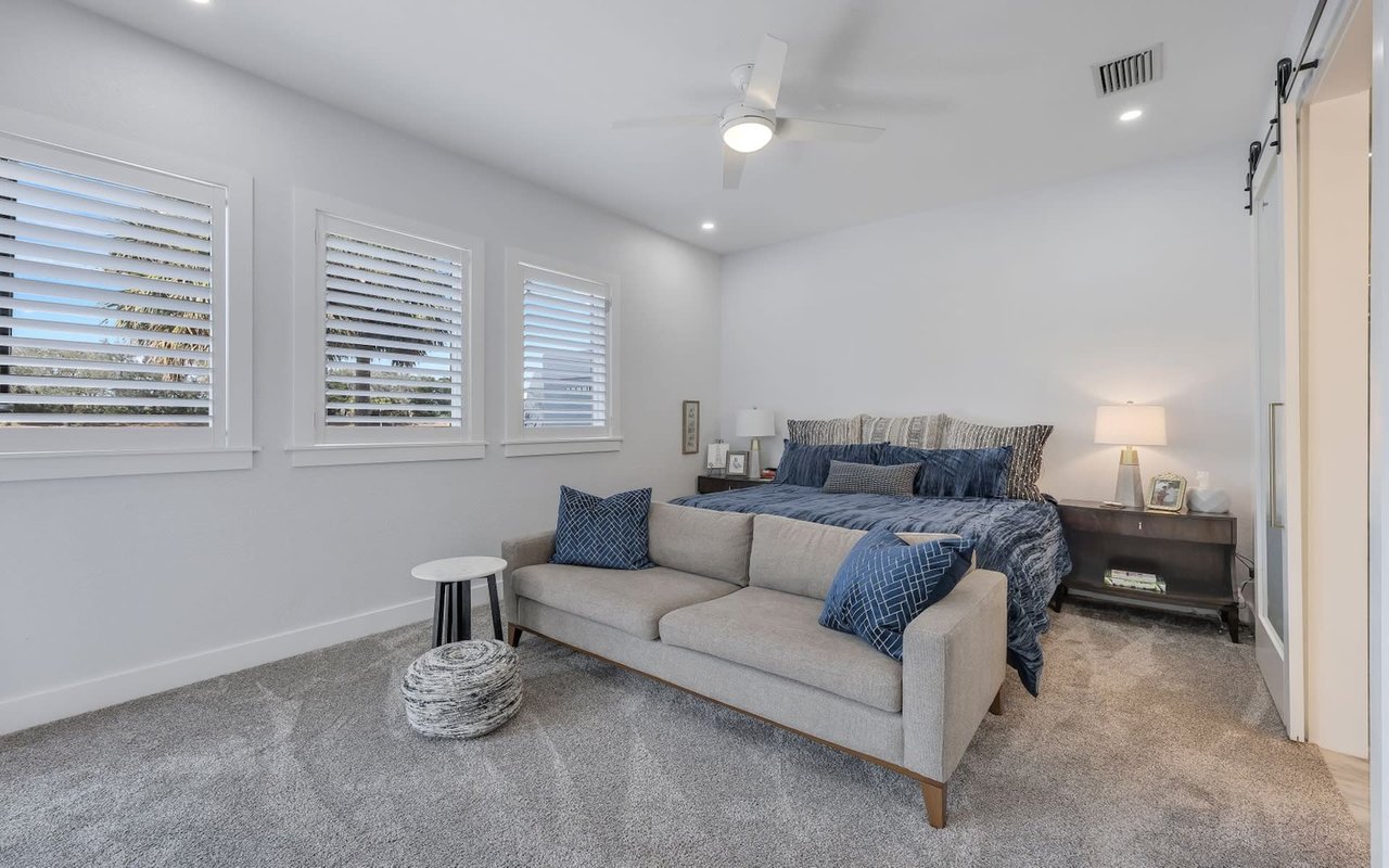 12570 Vittoria Way