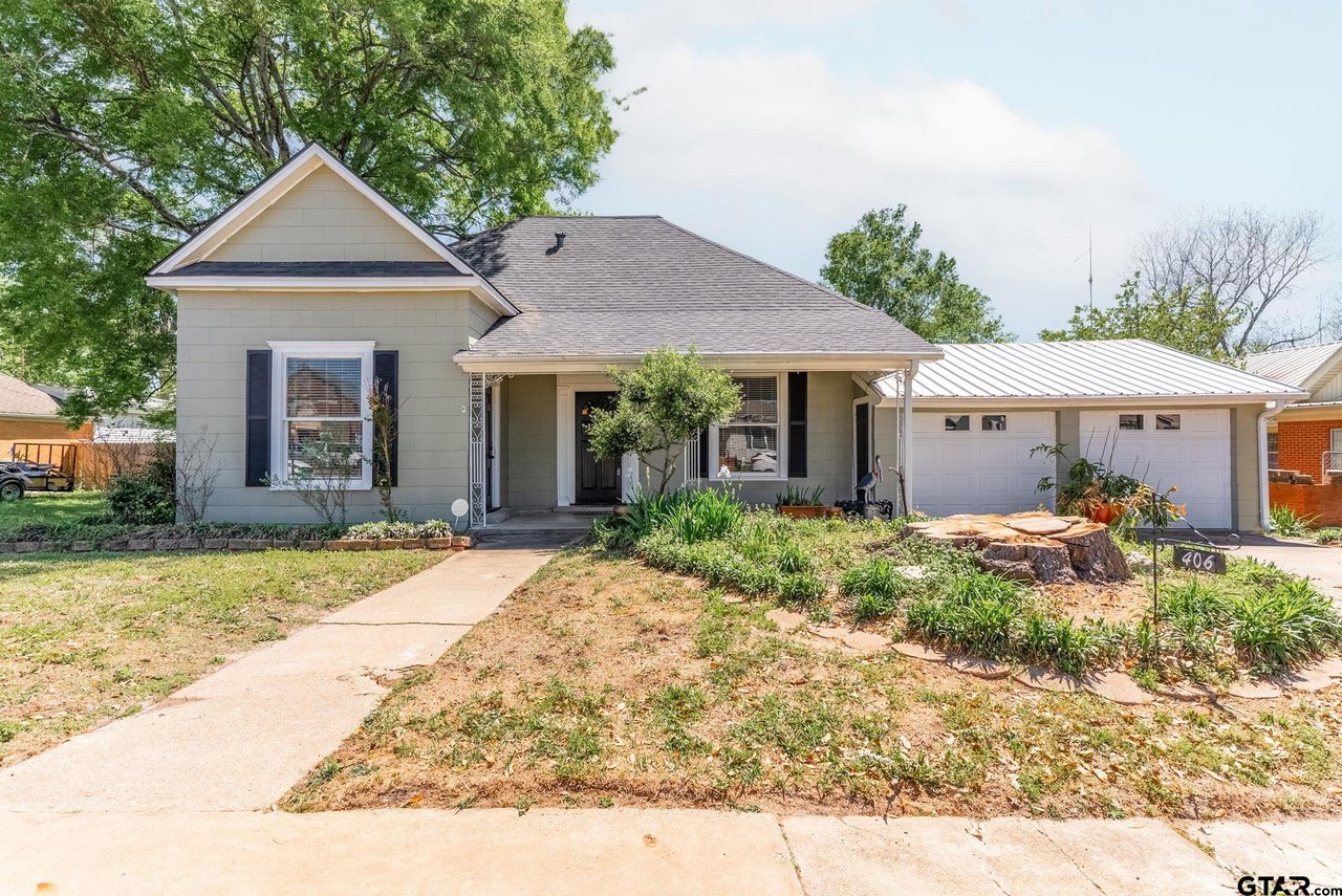 406 E. Henderson St. | Overton, TX 75684