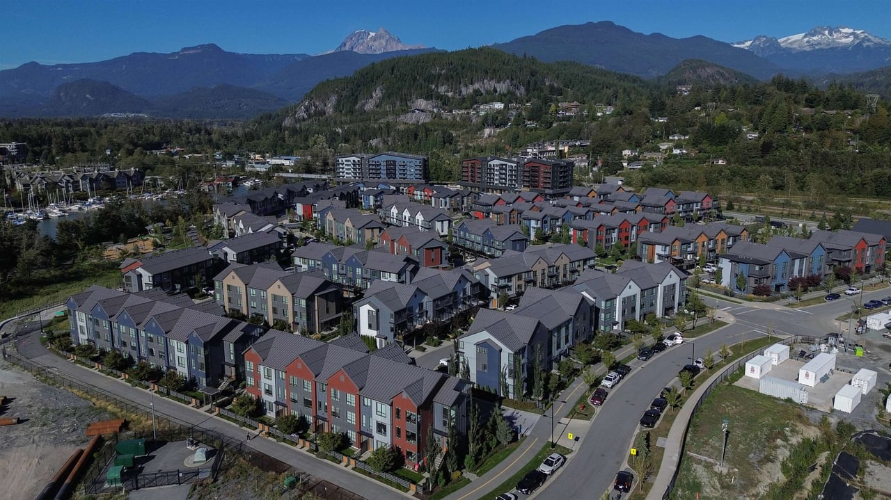 37985 Helm Way, Squamish