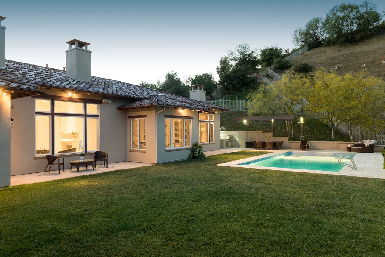 LEASED | 4241 Prado De Los Pajaros