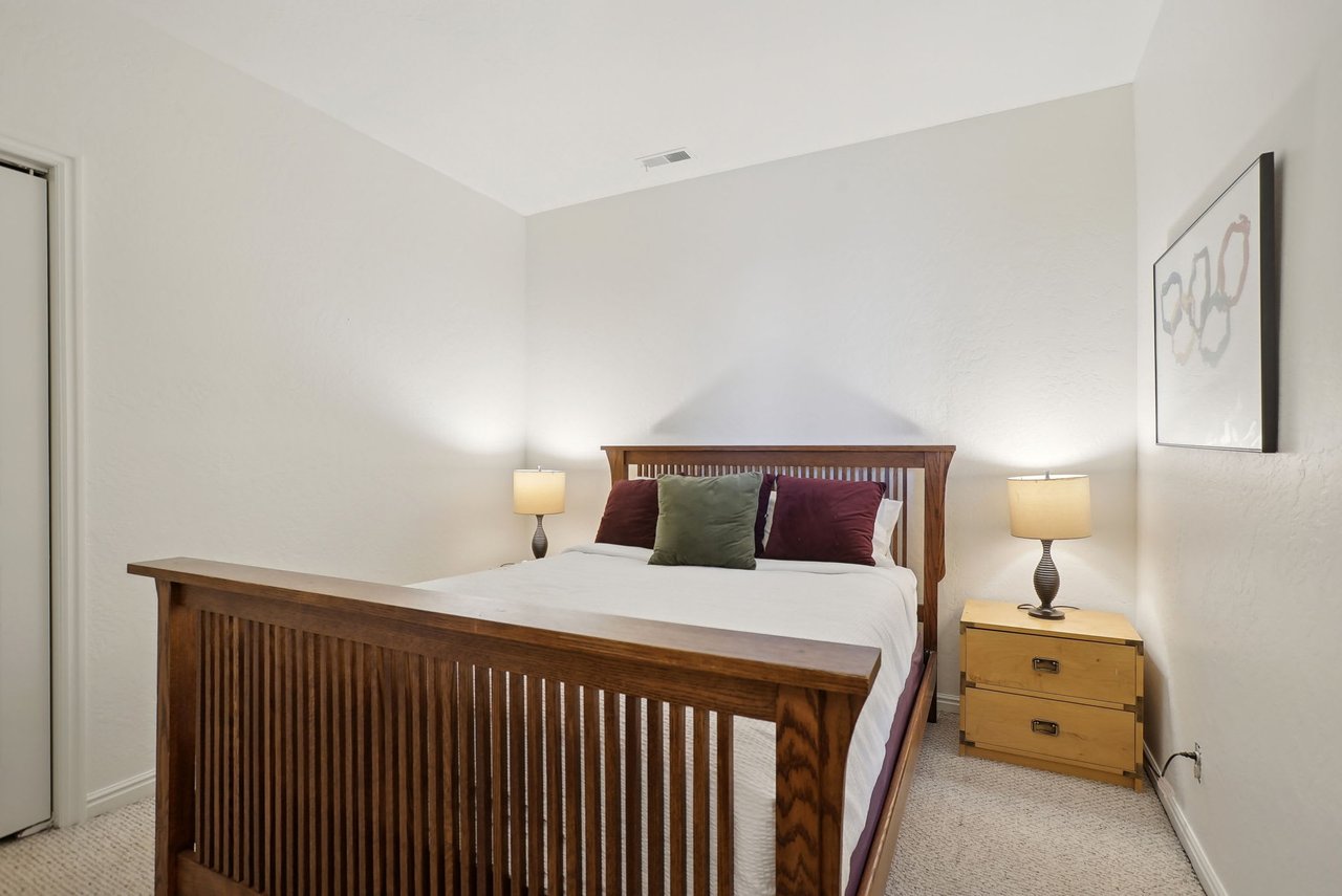 1403 Park Avenue #303