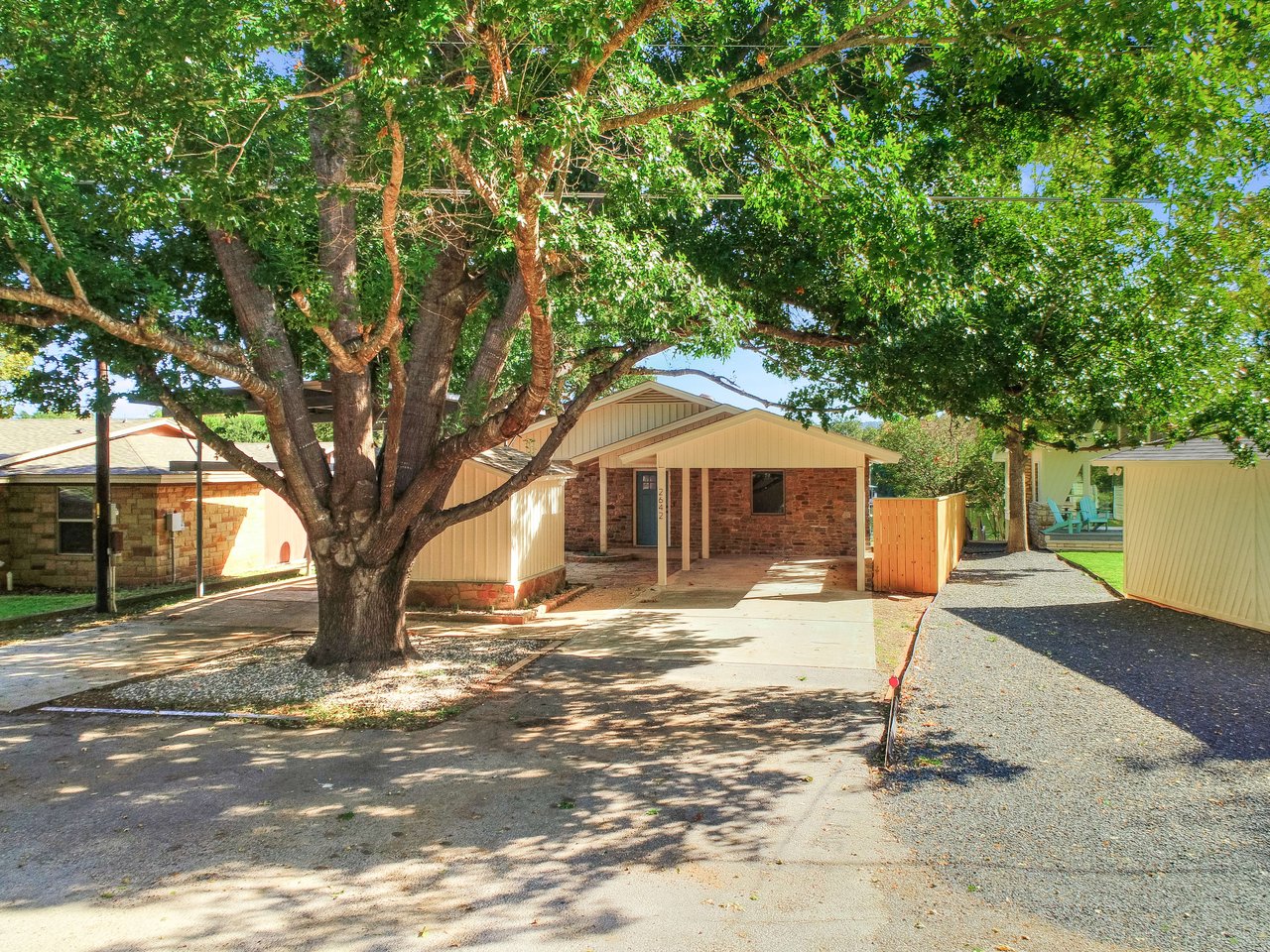 2642 Williams Lakeshore
