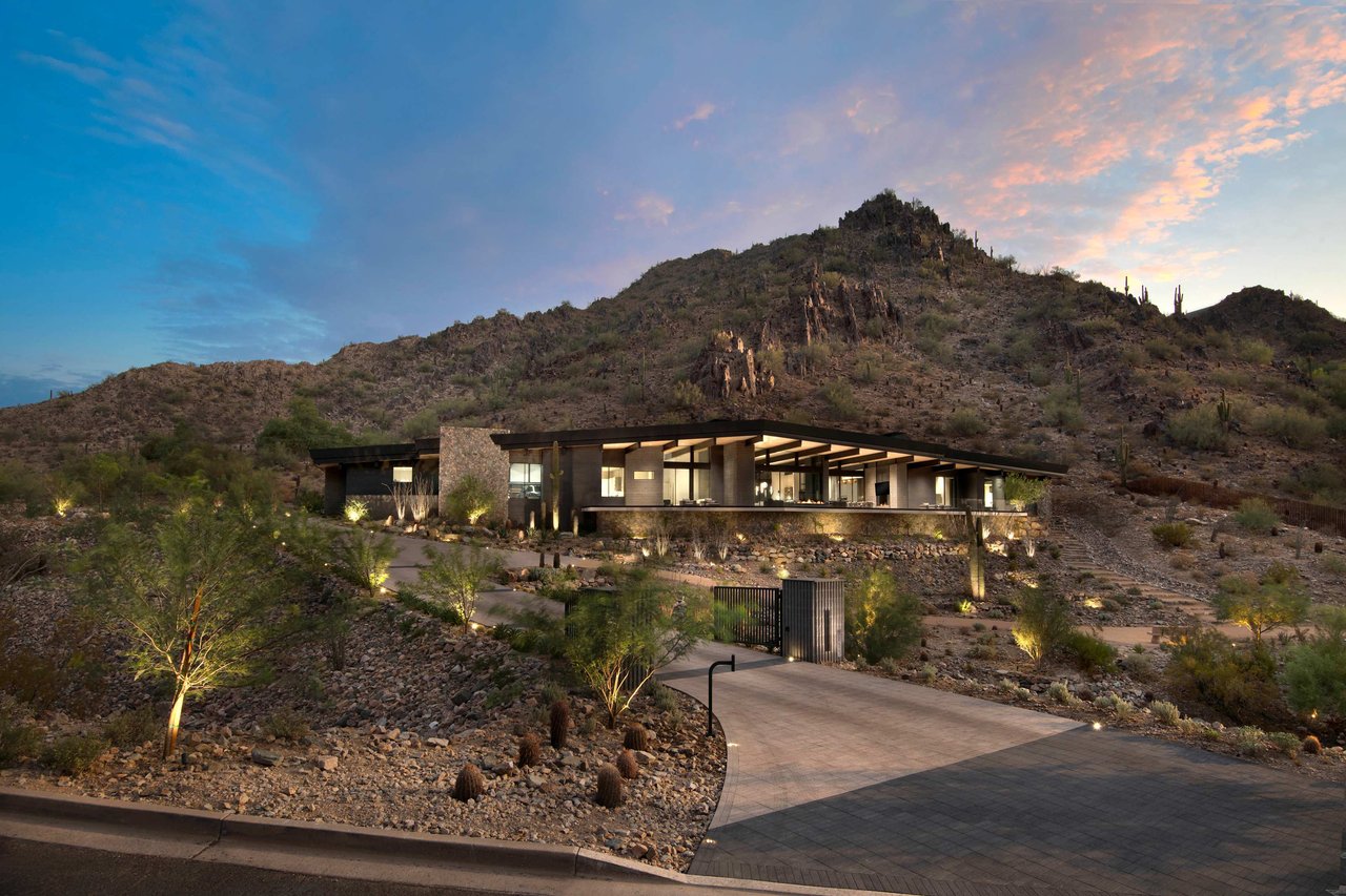 Modern Luxury home in Paradise Valley, Arizona