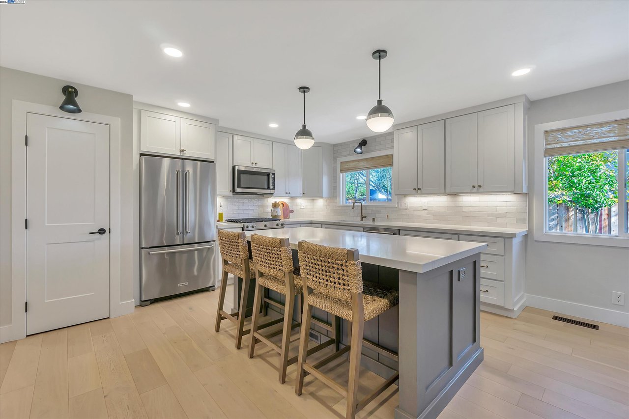 926 Amhurst Ct