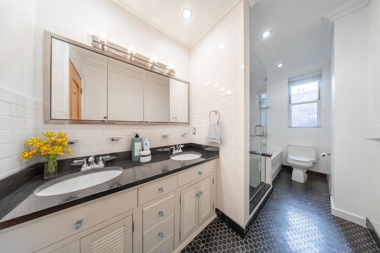 41 Eastern Parkway, Apt 2-A