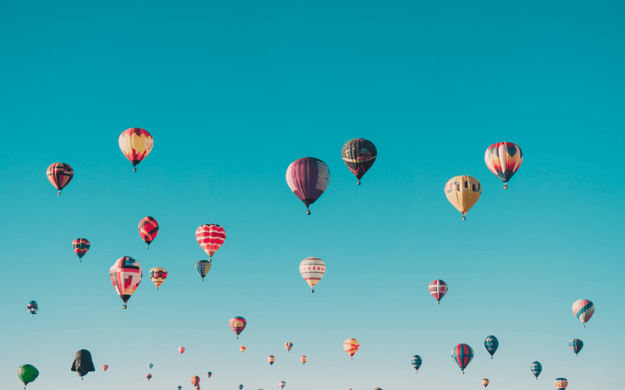 Hot Air Balloon Rides: Get a Bird's-Eye View of the Breathtaking Aspen Landscapes