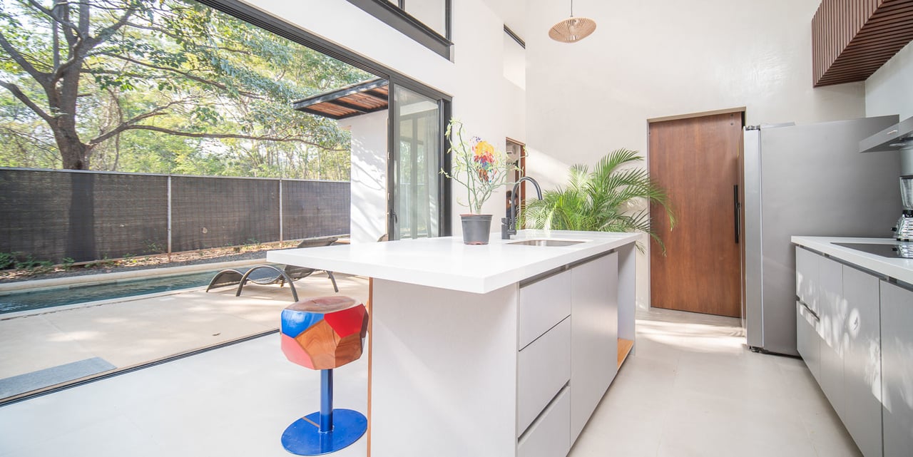 Tropical Contemporary Pool Home, Tamarindo, Guanacaste