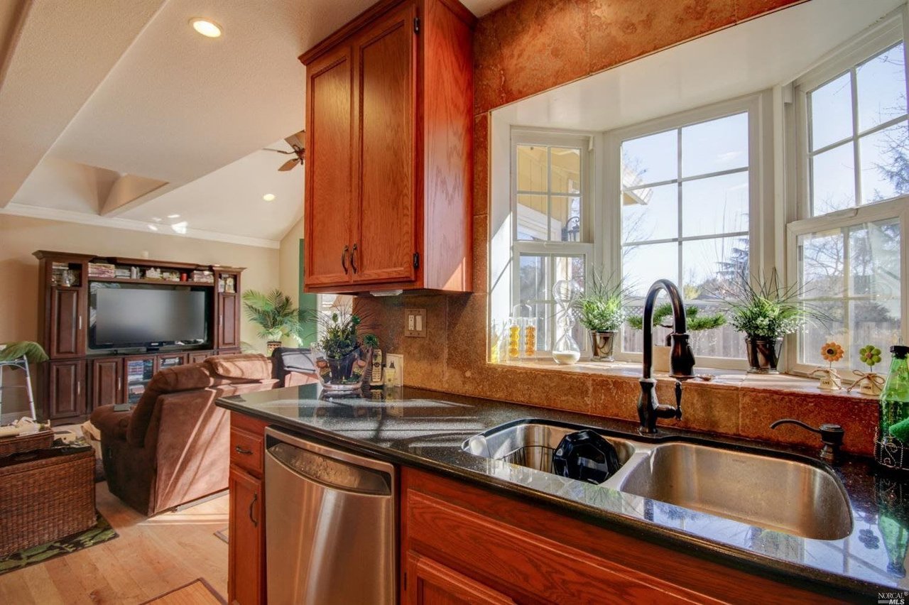 236 Belfiore Ln