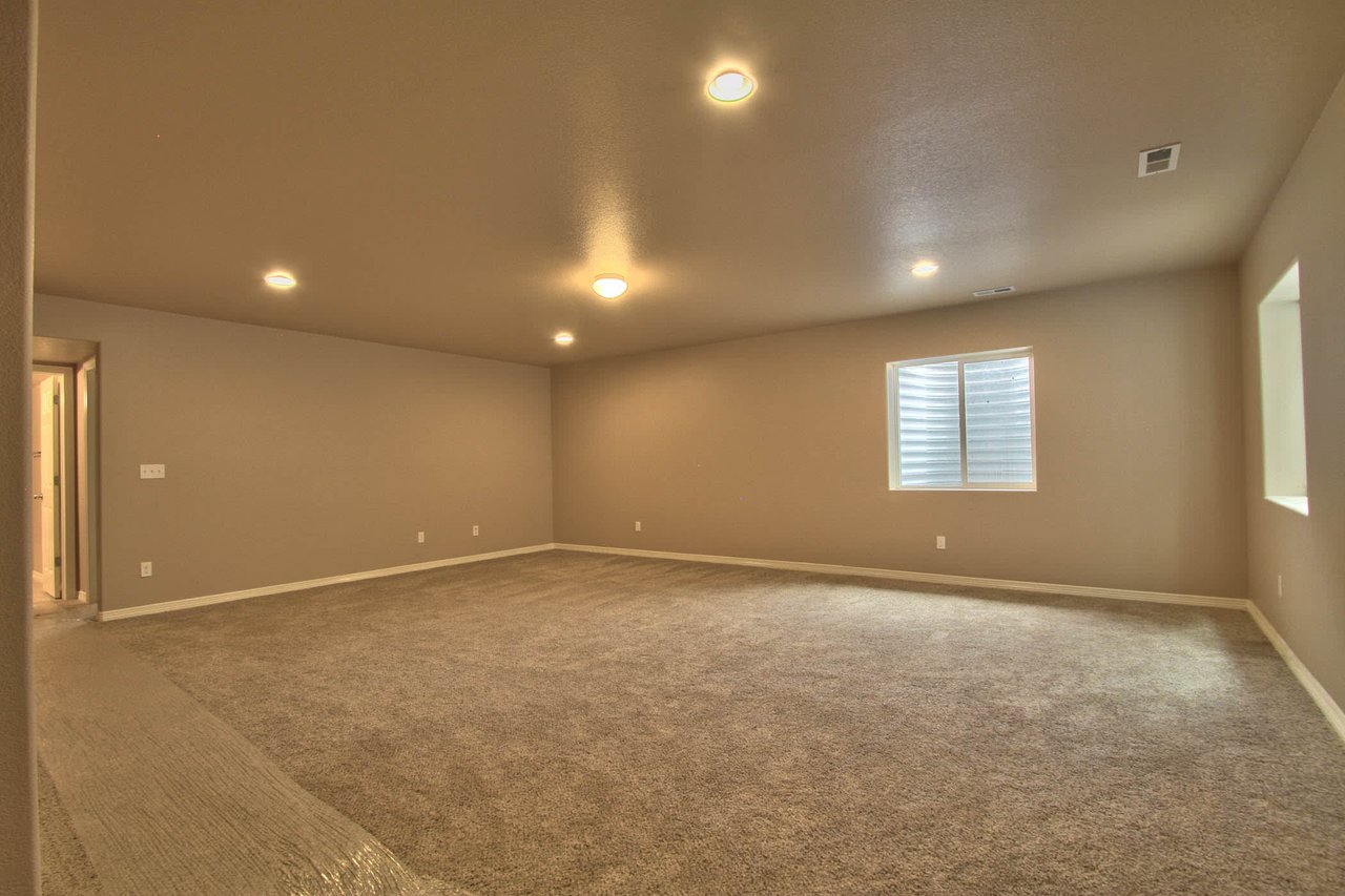The Cutler (2 Bedrooms on main floor)