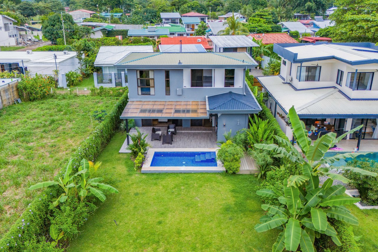 A 3-bedroom home – literally bordering Marino Ballena National Park – but mere steps away from cafes, restaurants, and amenities of the tourist mecca Uvita!